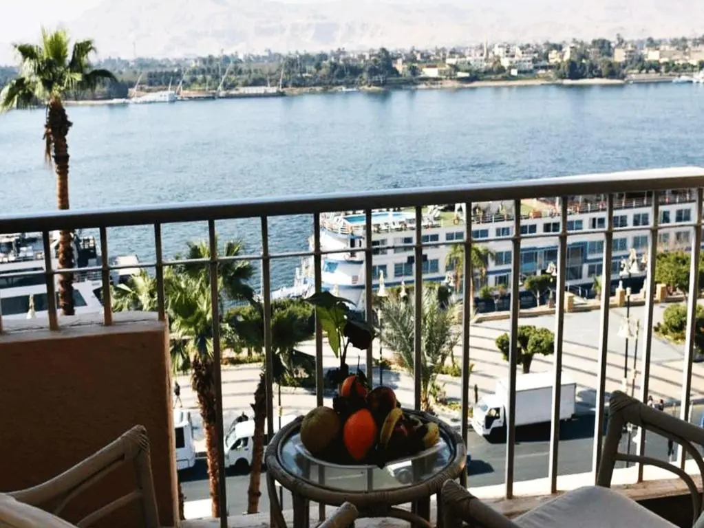 Aracan Eatabe Luxor Hotel 3