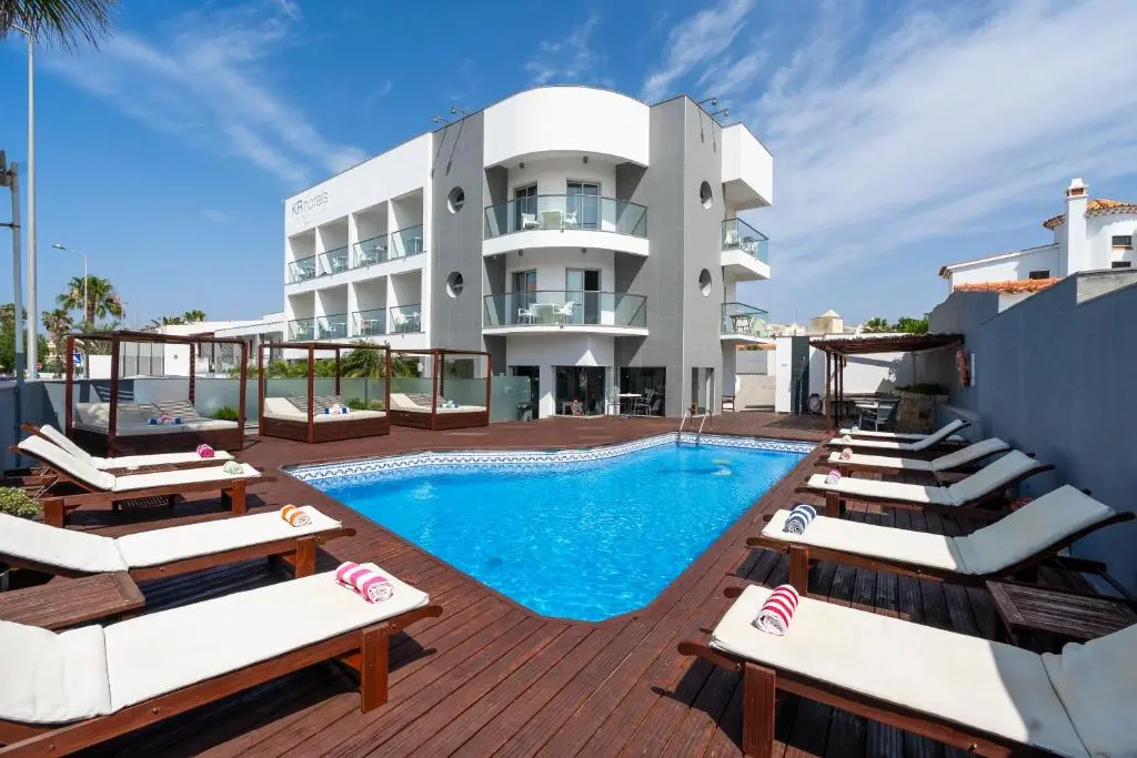 KR Hotel 1