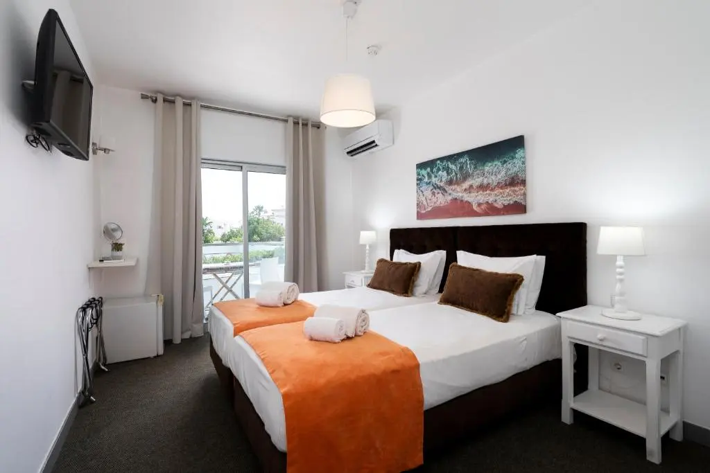 KR Hotel 2