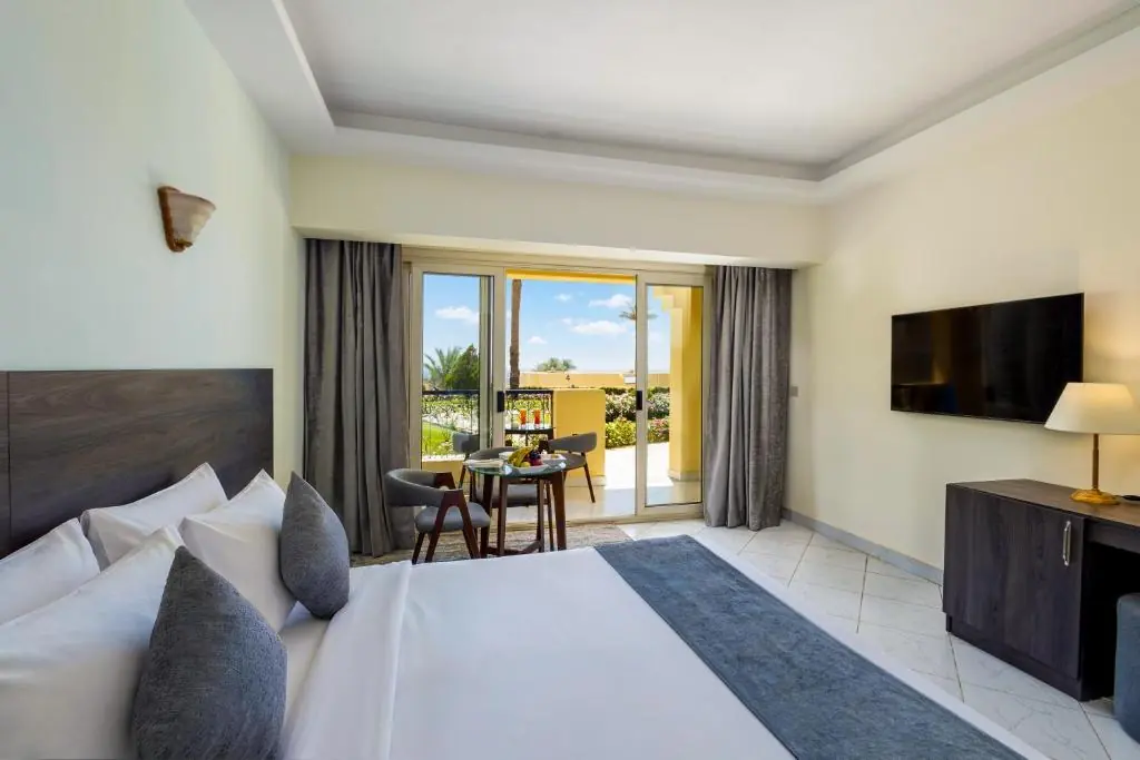Grand Oasis Resort 4