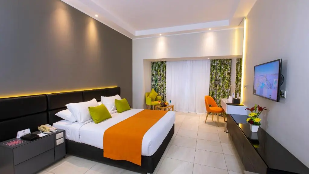 Naama Bay Suites & SPA 4