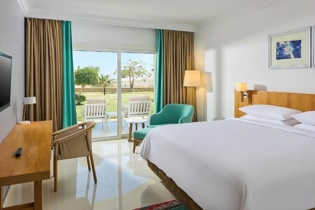 Renaissance Sharm El Sheikh Golden View Beach Resort 4